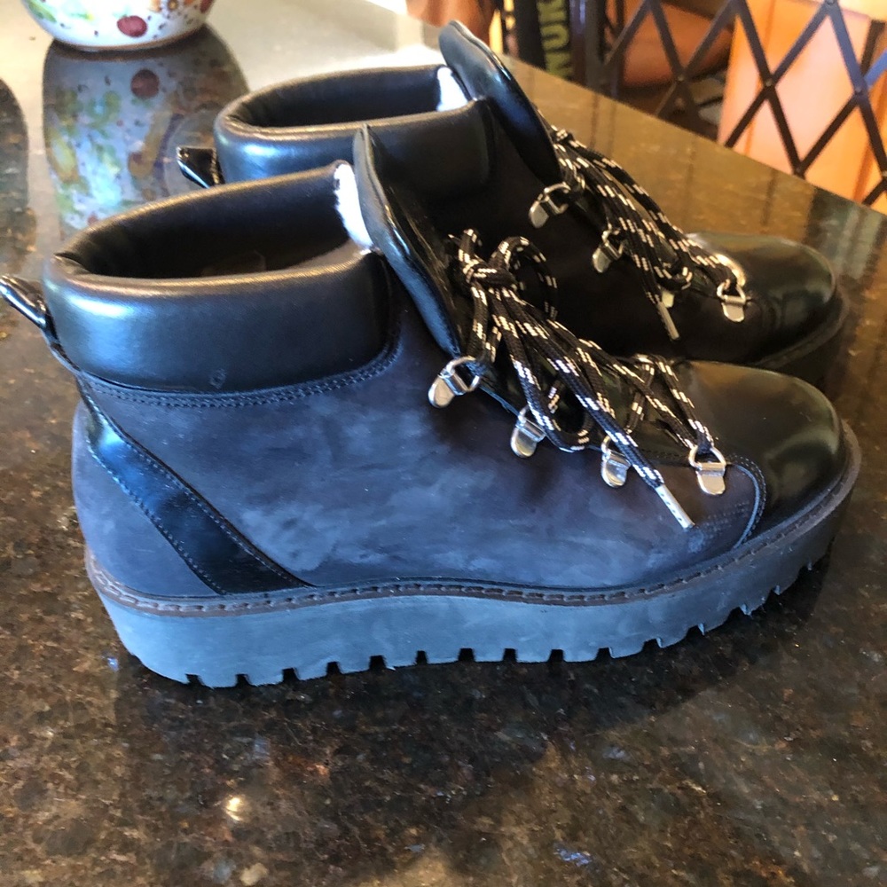 Ganni lined “winter Hiking” boots. 11” long. Listed size 39. Fits size 8-9